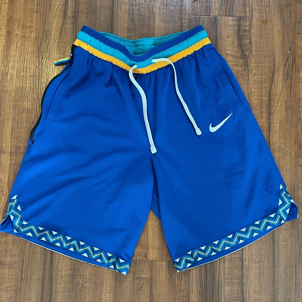 Nike DNA Basketball Shorts (blue/mosaic yellow)